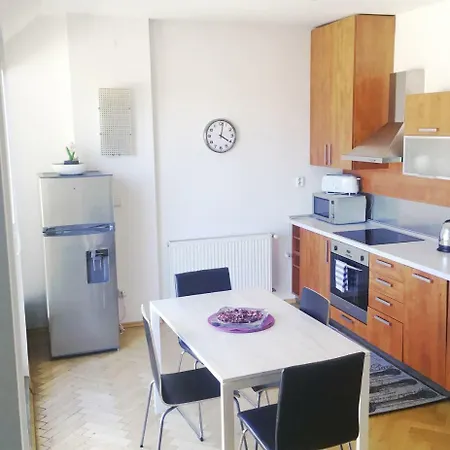 Apartment Kostnicke Square