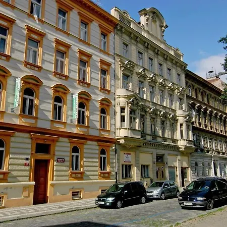 Апартаменты Kostnicke Square